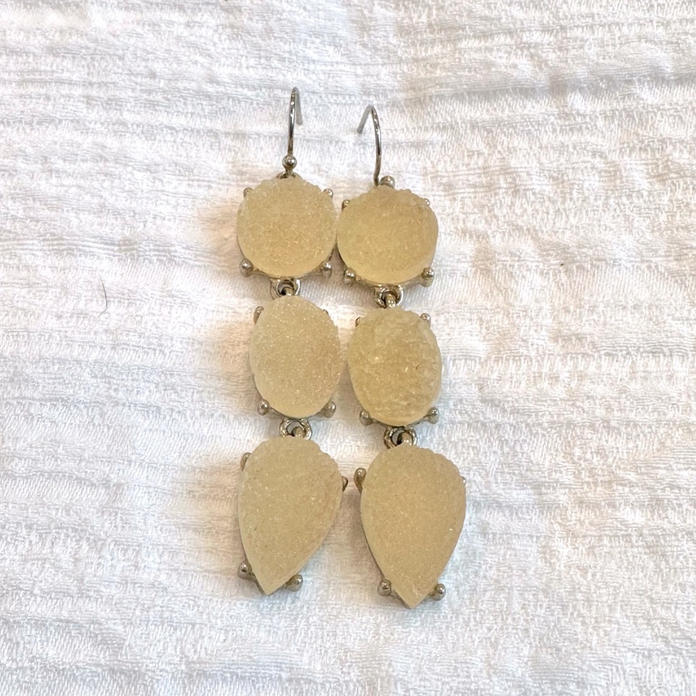3/$15 Gold and peach sparkling stone drop earrings